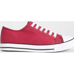 Czerwone trampki - Różowy. Różowe trampki i tenisówki damskie marki Sinsay, bez wzorów, bez zapięcia. Za 39,99 zł.