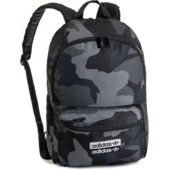 Plecak adidas - Cam Clas Bp ED8654 Multco/Mgsogr. Szare plecaki męskie Adidas, bez wzorów, z materiału, sportowe. W wyprzedaży za 129,00 zł.
