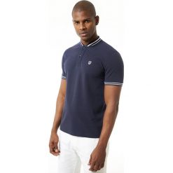 Koszulka polo w kolorze granatowym. Niebieskie koszulki męskie Jimmy Sanders, m, z haftami, polo, bez rękawów. W wyprzedaży za 79,95 zł.
