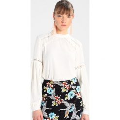 Bluzki damskie: Vila VIPLAZA Bluzka cloud dancer
