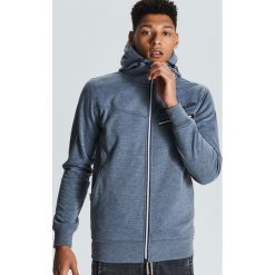 Lekka kurtka typu softshell - Jasny szary. Szare kurtki męskie Cropp, s, bez wzorów, z softshellu, bez kaptura. W wyprzedaży za 99,99 zł.