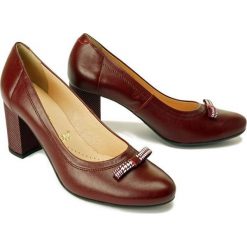 BIOECO BY ARKA 5739 1573+1557+1573 bordo, czółenka damskie. Czółenka damskie Bioeco by Arka, bez wzorów, ze skóry, bez obcasa, na obcasie. Za 279,90 zł.
