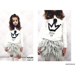 Bluzy dziewczęce: Bluza z koroną i pomponem