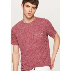 T-shirty męskie: Melanżowy t-shirt z kieszonką – Pomarańczo