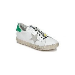 Buty Meline AMAITENA. Białe trampki i tenisówki damskie marki Meline, bez wzorów, bez zapięcia. Za 423,20 zł.