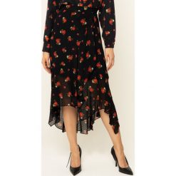 Spódnica midi The Kooples FJUP19024K. Czarne spódniczki damskie The Kooples, bez wzorów, z jedwabiu, midi. W wyprzedaży za 629,00 zł.