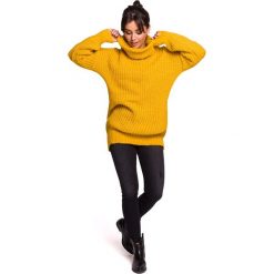 Miodowy Oversizowy Sweter-Tunika z Golfem. Żółte tuniki damskie Molly.pl, na co dzień, s, bez wzorów, z jeansu, z golfem, z długim rękawem. Za 135,90 zł.