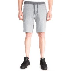 Armani Exchange Szorty Szary. Szare spodenki i szorty męskie Armani Exchange, l, bez wzorów, z bawełny. Za 430,95 zł.