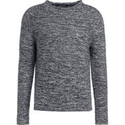 LAGERFELD Sweter anthra. Szare swetry klasyczne męskie marki LAGERFELD, xxl, z wiskozy. W wyprzedaży za 539,25 zł.