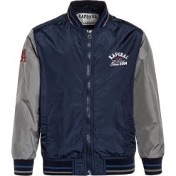Kaporal RICOM Kurtka Bomber blueus. Niebieskie kurtki męskie bomber marki Kaporal, z materiału. Za 249,00 zł.