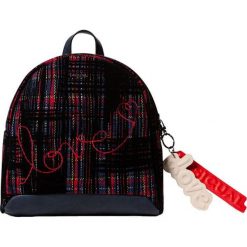 Desigual Plecak Inlove Wenecja Mini Musgo 19WAKA40 4000. Plecaki damskie Desigual. W wyprzedaży za 188,00 zł.