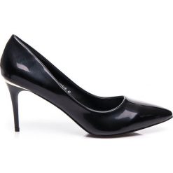 Small Swan czarne Lakierowane Szpilki Black. Czarne czółenka damskie SMALL SWAN, na co dzień, bez wzorów, z lakierowanej skóry, bez obcasa, na szpilce, bez zapięcia. Za 75,90 zł.