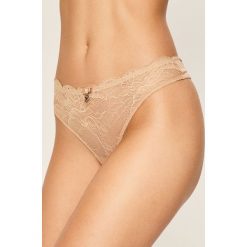 Emporio Armani - Stringi. Czarne majtki damskie Emporio Armani, s, w koronkowe wzory, z elastanu. Za 139,90 zł.
