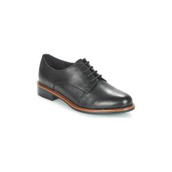 Derby Betty London JANA. Czarne półbuty damskie Betty London, bez wzorów, bez obcasa, bez zapięcia. Za 399,00 zł.
