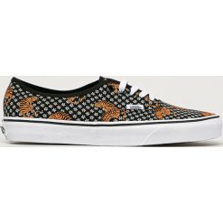 Vans - Tenisówki. Czarne trampki i tenisówki damskie Vans, bez wzorów, z gumy, na sznurówki. Za 299,90 zł.