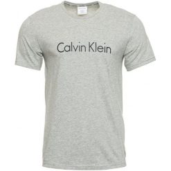 Calvin Klein koszulka męska XL szara. Szare koszulki męskie Calvin Klein, xl, z napisami, z bawełny, bez kołnierzyka, bez rękawów. Za 169,00 zł.