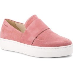 Półbuty VAGABOND - Camille 4346-240-58 Rose Pink. Czerwone creepersy damskie Vagabond, ze skóry, na płaskiej podeszwie. W wyprzedaży za 299,00 zł.