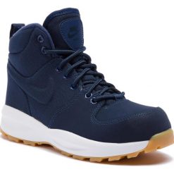 Buty NIKE - Manoa (GS) AJ1280 400 Midnight Navy/Midnight Navy. Niebieskie śniegowce dziewczęce Nike, bez zapięcia. Za 319,00 zł.