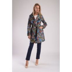 Boho Szykowny Płaszcz bez Zapięcia z Wiązanym Paskiem. Czerwone kurtki damskie Nommo, s, bez wzorów, z poliesteru, eleganckie, bez kaptura. Za 168,90 zł.