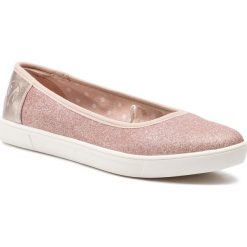 Półbuty S.OLIVER - 5-22102-22 Rose Gold 594. Różowe półbuty damskie S.Oliver, na co dzień, bez wzorów, ze skóry ekologicznej, bez obcasa, na płaskiej podeszwie, bez zapięcia. W wyprzedaży za 169,00 zł.