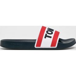 Tommy Jeans - Klapki Core Poolslide. Niebieskie kapcie męskie Tommy Jeans, bez wzorów, z jeansu. Za 179,90 zł.