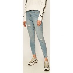Only - Jeansy Gosh. Niebieskie jeansy damskie ONLY, bez wzorów, z elastanu, z podwyższonym stanem. Za 259,90 zł.