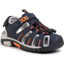 Sandały XTI - 57167 Navy. Niebieskie sandały chłopięce Xti, ze skóry ekologicznej, bez zapięcia. Za 129,00 zł.