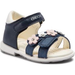 Sandały GEOX - B Verred C B9221C 0BCLG C4002 M Navy. Niebieskie sandały dziewczęce Geox, ze skóry, bez zapięcia. W wyprzedaży za 159,00 zł.