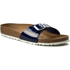 Klapki BIRKENSTOCK - Madrid 1005312 Dress Blue. Niebieskie klapki damskie marki Birkenstock, bez wzorów, ze skóry ekologicznej, bez obcasa. W wyprzedaży za 189,00 zł.