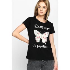 Czarny T-shirt Papillon. Czarne t-shirty damskie marki Born2be, m, z aplikacjami, bez kołnierzyka. Za 64,99 zł.
