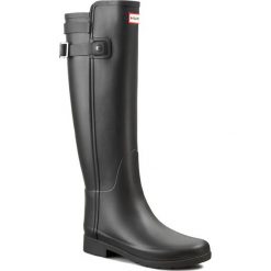 Kalosze HUNTER - W Org Tall bt Refined B Strap WFT1074RMA Black. Czarne kalosze damskie Hunter, z aplikacjami, z tworzywa sztucznego. W wyprzedaży za 469,00 zł.