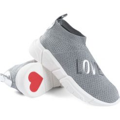 Sneakersy Love Moschino. Szare sneakersy damskie Love Moschino. Za 779,00 zł.