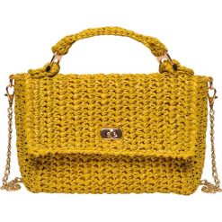 PLECIONA TORBA NA RAMIĘ W STYLU JESSICA MERCEDES. Pomarańczowe torebki klasyczne damskie Top Secret. Za 59,99 zł.