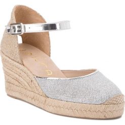 Espadryle UNISA - Caceres Silver. Szare espadryle damskie Unisa, bez wzorów, ze skóry, bez obcasa, na obcasie. W wyprzedaży za 249,00 zł.
