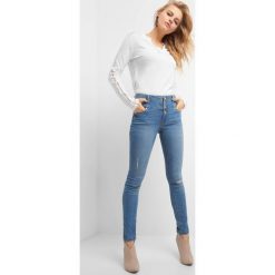 Jeansy skinny z wysokim stanem. Niebieskie jeansy damskie Orsay, s, z napisami, z elastanu, z podwyższonym stanem. Za 139,99 zł.