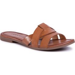 Klapki LASOCKI - WI23-RUPIA-02 Brown. Pomarańczowe klapki damskie Lasocki, bez wzorów, ze skóry, bez obcasa, na obcasie. Za 99,99 zł.