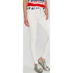 Spodnie damskie: Tommy Hilfiger - Jeansy