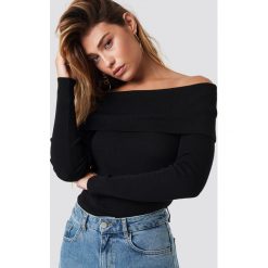 XLE the Label Sweter Claudia - Black. Czarne swetry klasyczne damskie marki XLE the Label, z materiału. Za 132,95 zł.