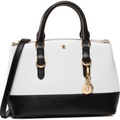 Torebka LAUREN RALPH LAUREN - Mini Zip Stc 431791517001 Wht/Blk. Czarne torebki klasyczne damskie Lauren Ralph Lauren, bez wzorów, ze skóry, klasyczne, bez dodatków. W wyprzedaży za 899,00 zł.