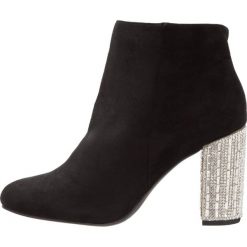 Botki damskie: New Look Wide Fit WIDE FIT CHINTZY Botki na obcasie black
