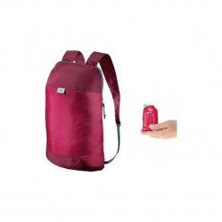Plecak turystyczny Travel ultra compact 10l. Czerwone plecaki męskie marki QUECHUA, z materiału. Za 7,99 zł.