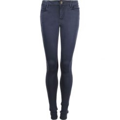 Guess Spodnie "Jegging". Jeansy damskie Guess. Za 149,00 zł.