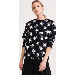 Bluza z Myszką Miki - Czarny. Czarne bluzy damskie Reserved, s, bez wzorów, bez rękawów, bez kaptura. Za 99,99 zł.