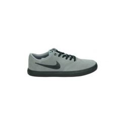 Buty Nike 843895 011. Szare trampki męskie Nike, bez wzorów, bez zapięcia. Za 263,33 zł.