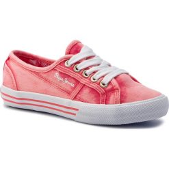 Tenisówki PEPE JEANS - Baker Canvas PGS30381 Coral 179. Różowe trampki dziewczęce Pepe Jeans, bez wzorów, z jeansu, na sznurówki. W wyprzedaży za 139,00 zł.