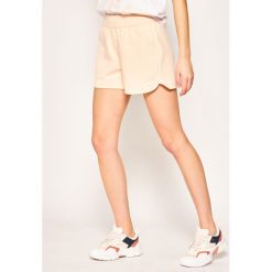 Szorty sportowe EA7 Emporio Armani 3HTS64 TJ31Z 1690. Różowe spodenki sportowe damskie EA7 Emporio Armani, xs, bez wzorów, z elastanu, sportowe. Za 289,00 zł.
