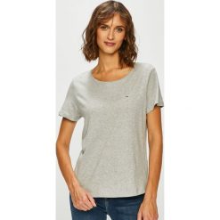Tommy Jeans - Top. Czarne bluzki damskie marki Tommy Jeans, s, z bawełny, z okrągłym kołnierzem, z krótkim rękawem. Za 139,90 zł.