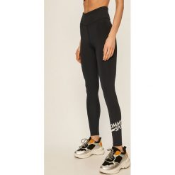 Tommy Sport - Legginsy. Czarne spodnie damskie Tommy Sport, s, z nadrukiem, z elastanu. Za 269,90 zł.