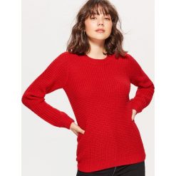 Sweter z drobnym splotem - Czerwony. Czerwone bez kategorii marki Cropp, s, ze splotem. Za 59,99 zł.