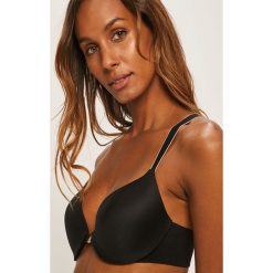 Dkny - Biustonosz. Czarne biustonosze DKNY, z elastanu. W wyprzedaży za 159,90 zł.
